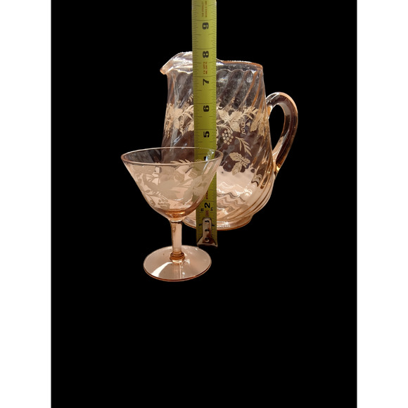 Pink Depression Glass Pitcher with 1 Glass Etched Grapes - Picture 4 of 5